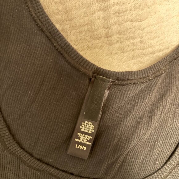 Skims Cropped Tank Top - Picture 2 of 2